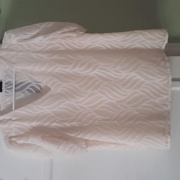 SHEIN Tops - Lightly Used Shein Off White Top